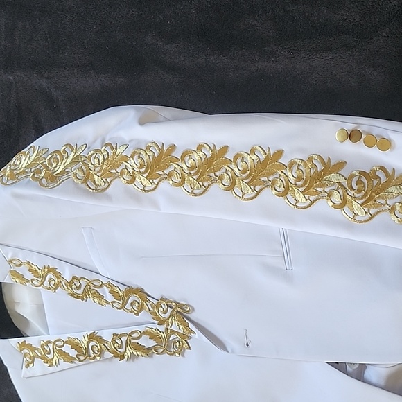 Met Gala Chadwick Boseman Inspired Men Suit White and Gold - Picture 6 of 16